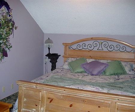 The Historic Brook Forest Inn エバーグリーン エクステリア 写真